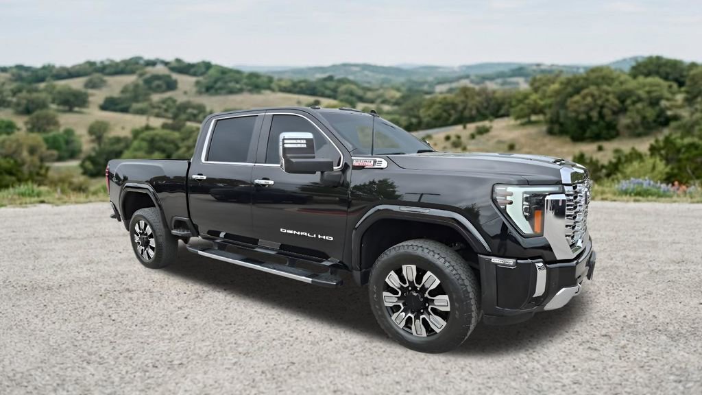 2024 GMC Sierra 4WD Crew Cab Standard Box Denali's photo