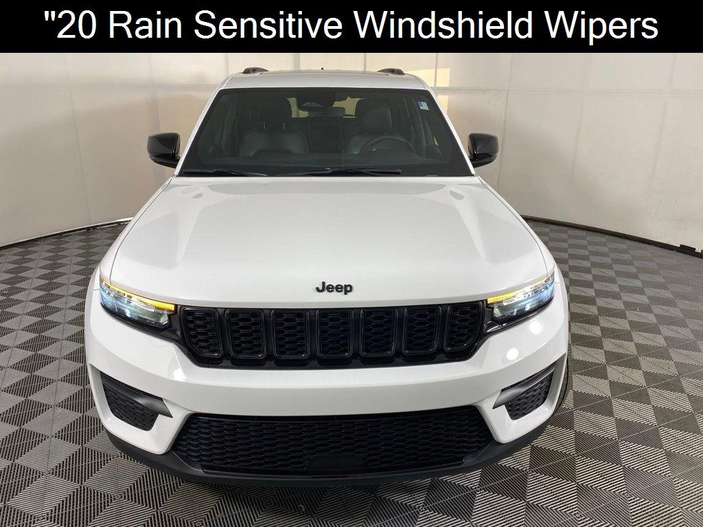 Used 2024 Bright White Clearcoat Jeep Altitude X image 8