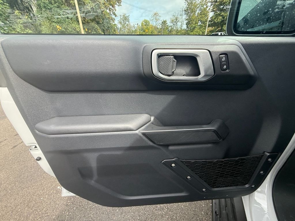 New 2026 Avalanche Gray Ford Outer Banks® image 12