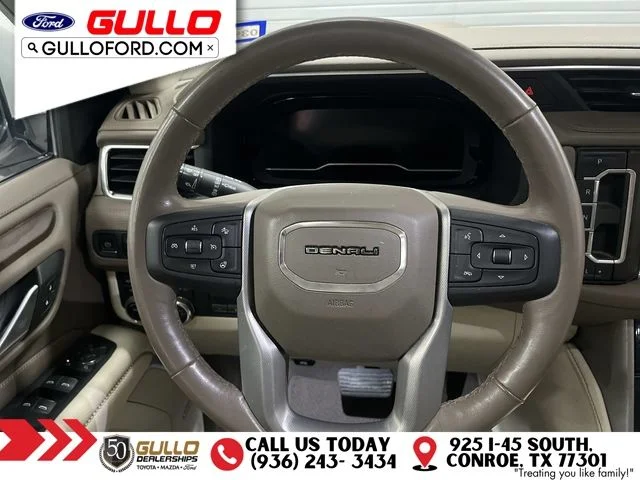 Used 2022 White Frost Tri-Coat GMC Denali image 12