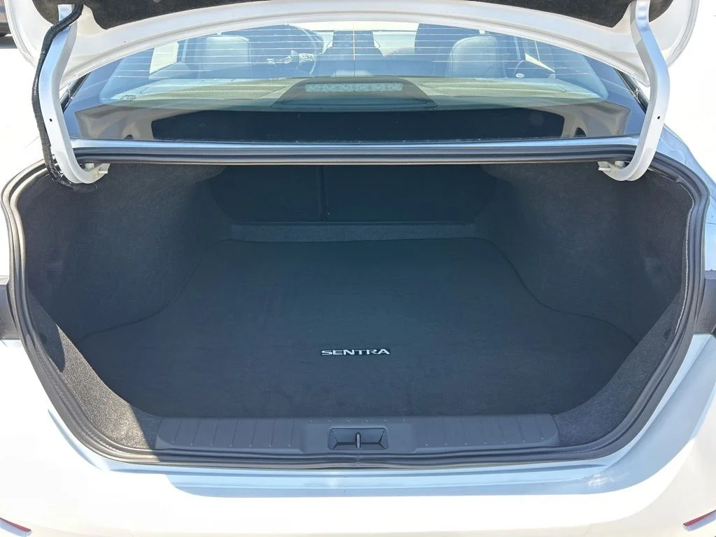 2025 Nissan Sentra SR - Photo 53