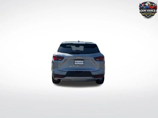 Used 2025 Gray Chevrolet LT image 4