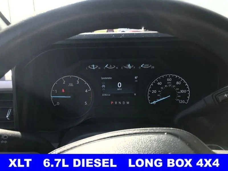 Certified Used 2024 Oxford White Ford XLT image 9