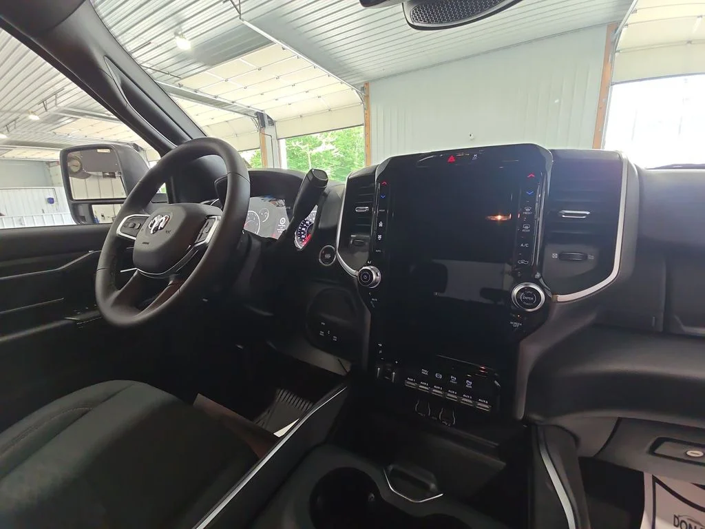 2026 RAM 2500 Big Horn - Photo 11