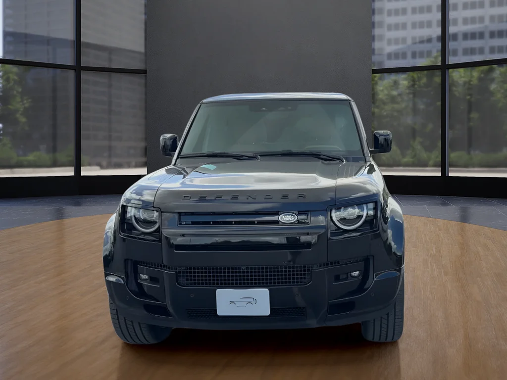 New 2026 Black Land Rover X-Dynamic SE image 2