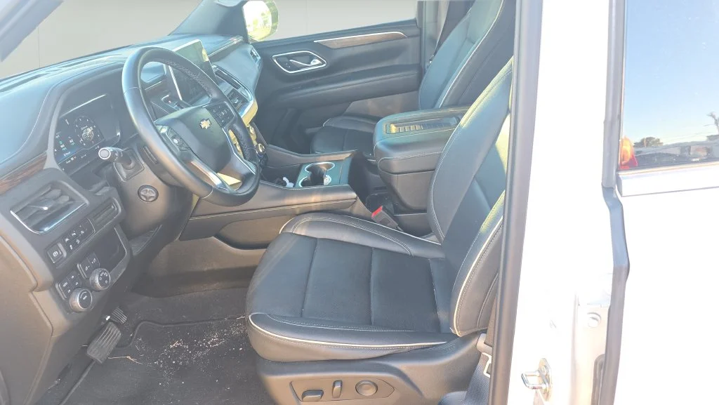 Used 2023 Beige Chevrolet Premier image 20
