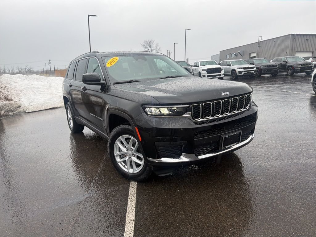 Used 2023 Black Jeep Laredo image 1