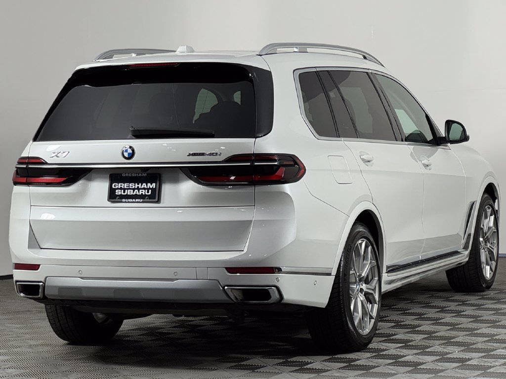 Used 2023 White Metallic BMW xDrive40i image 6