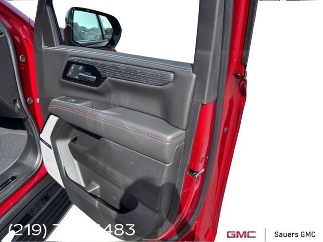 2026 GMC Yukon AT4 Ultimate - Photo 10