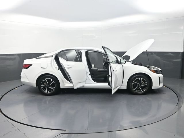 Used 2025 White Nissan SV image 46