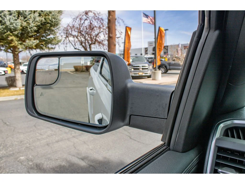 New 2026 Bright White Clearcoat Ram Laramie image 17