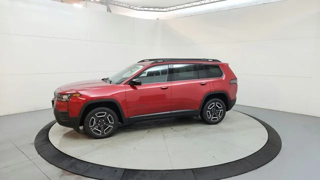 New 2026 Red Hot Pearl-Coat Exterior Paint Jeep Laredo image 4