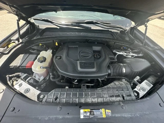 Used 2022 Black Jeep Summit Reserve image 21