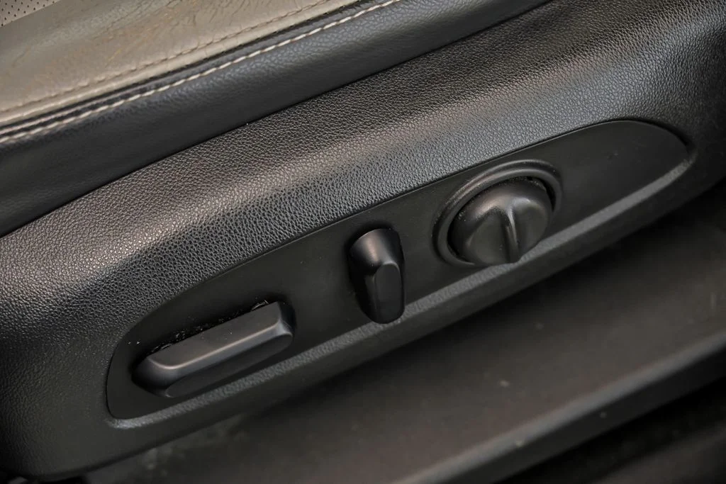 Used 2018 Gray Chevrolet Premier image 15