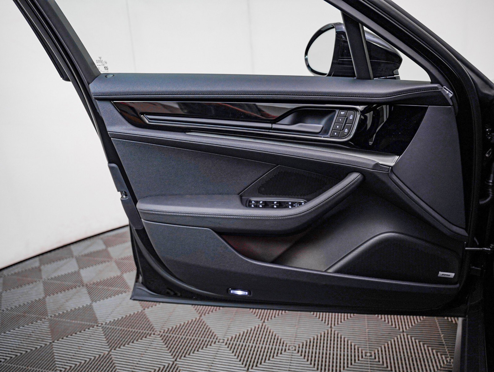2026 Porsche Panamera Base - Photo 26
