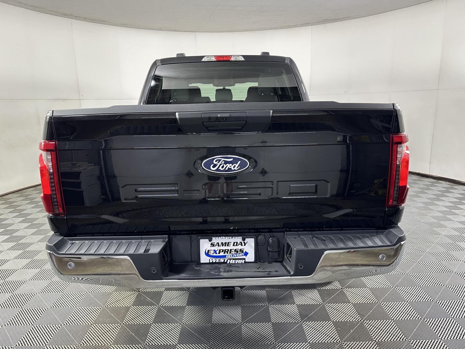Used 2025 Agate Black Ford XLT image 15