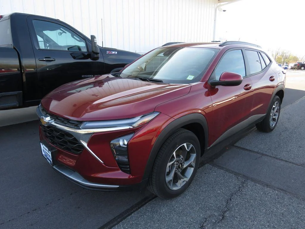Used 2024 Crimson Chevrolet LT image 10