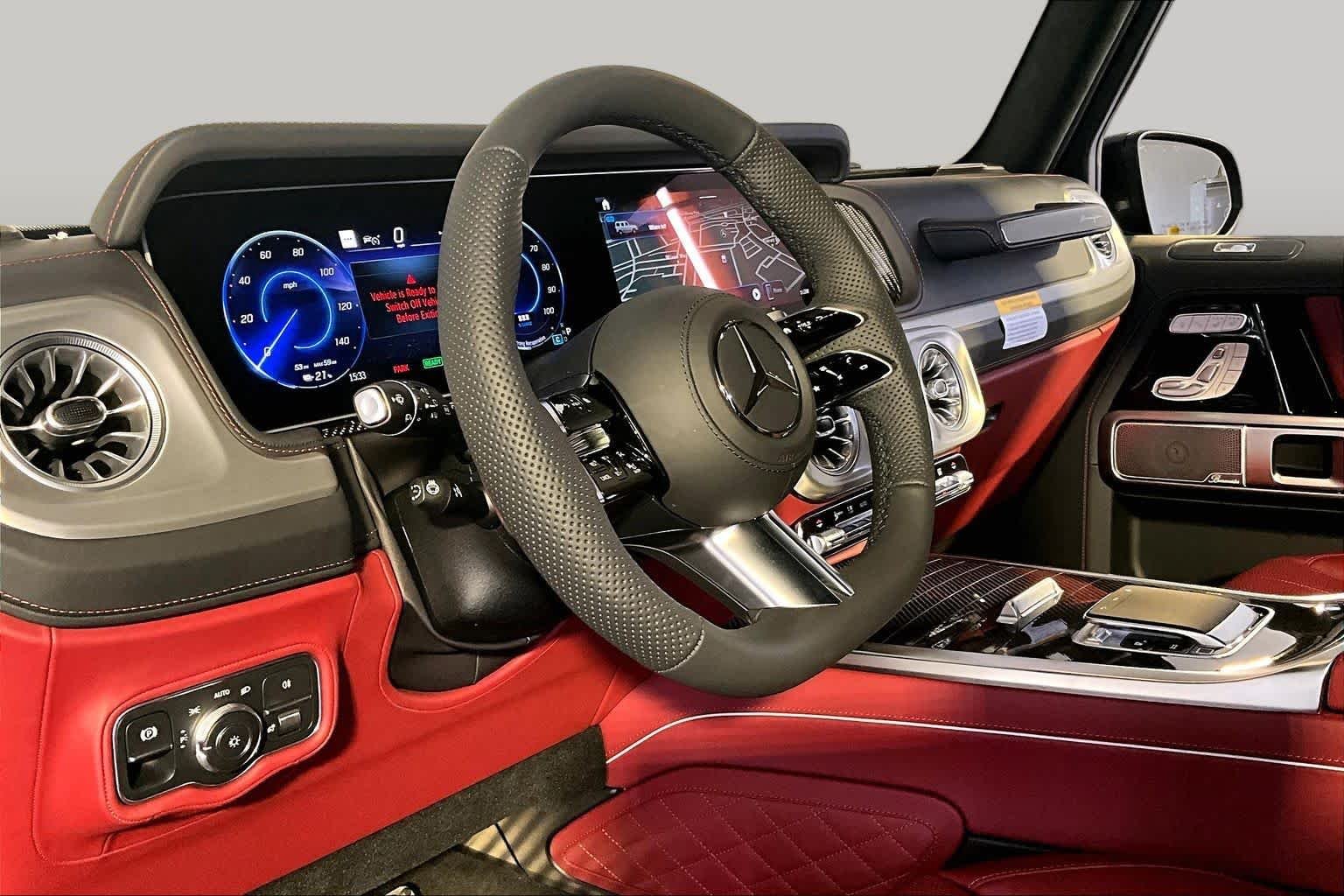 New 2027 MANUFAKTUR Night Black Magno Mercedes-Benz G 580e image 9