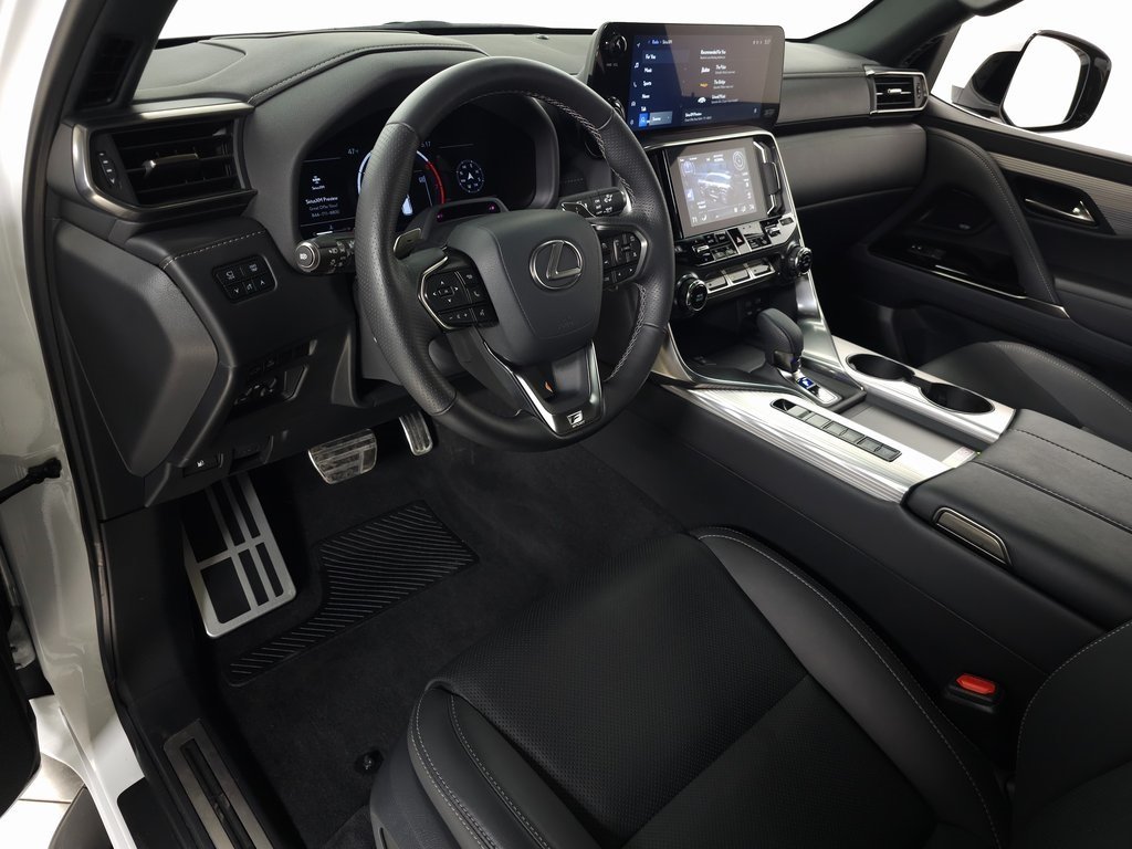 2025 LEXUS LX - Image 20