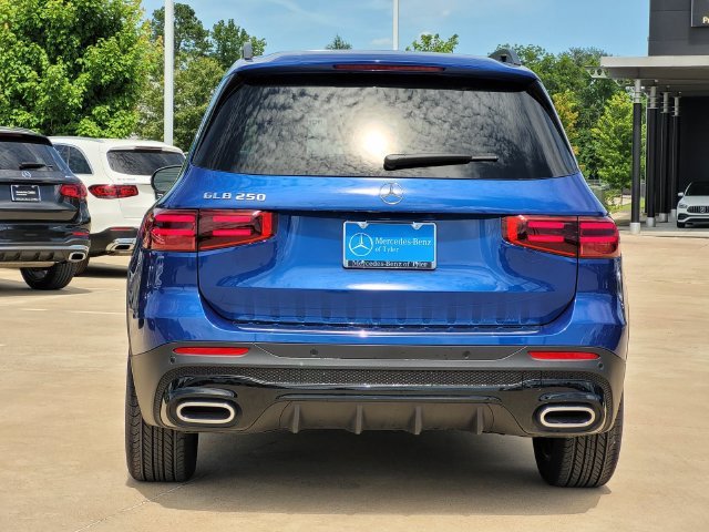 2025 Mercedes-Benz GLB Base - Photo 36