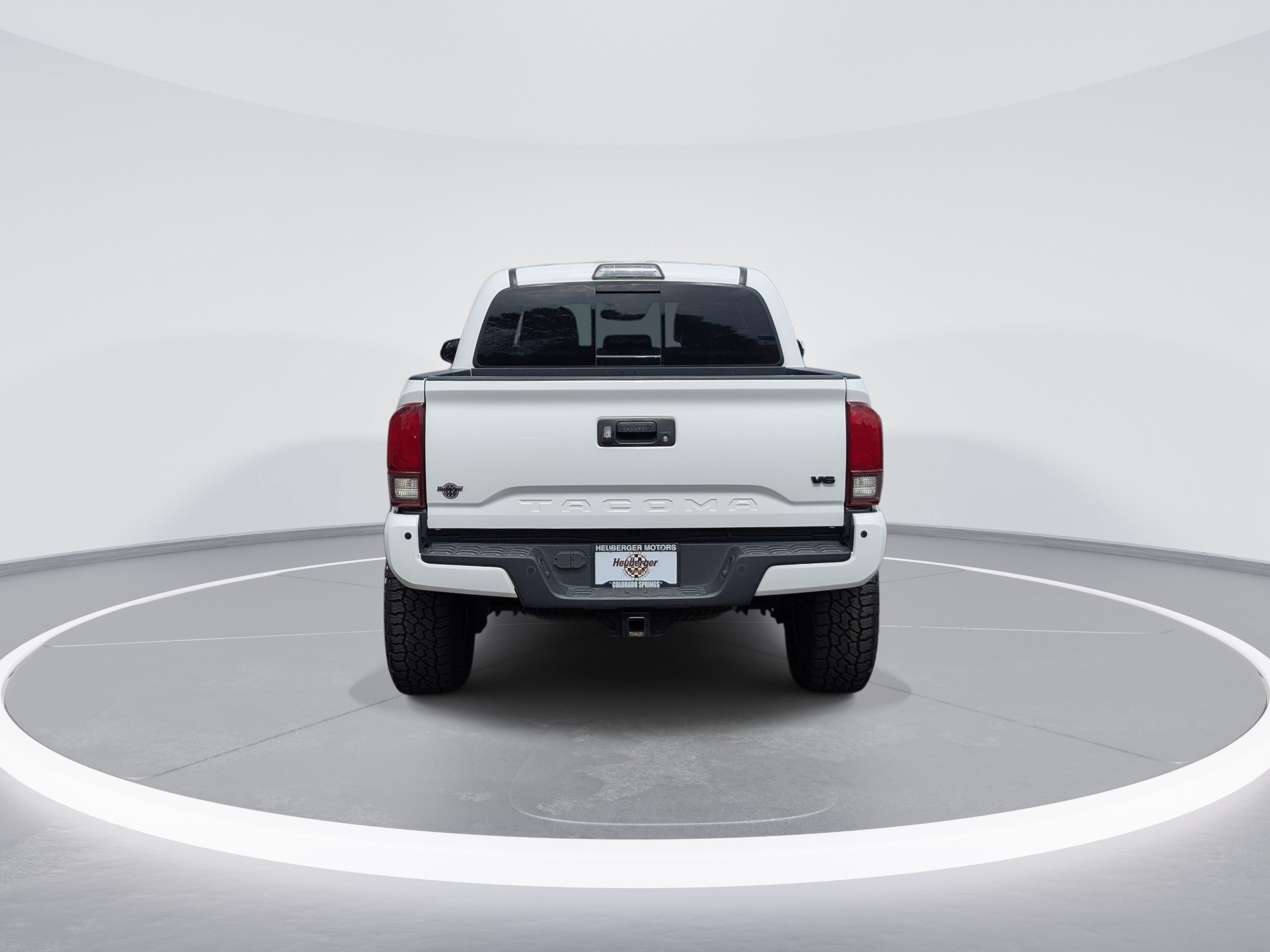 Used 2019 Super White Toyota TRD Off Road image 6