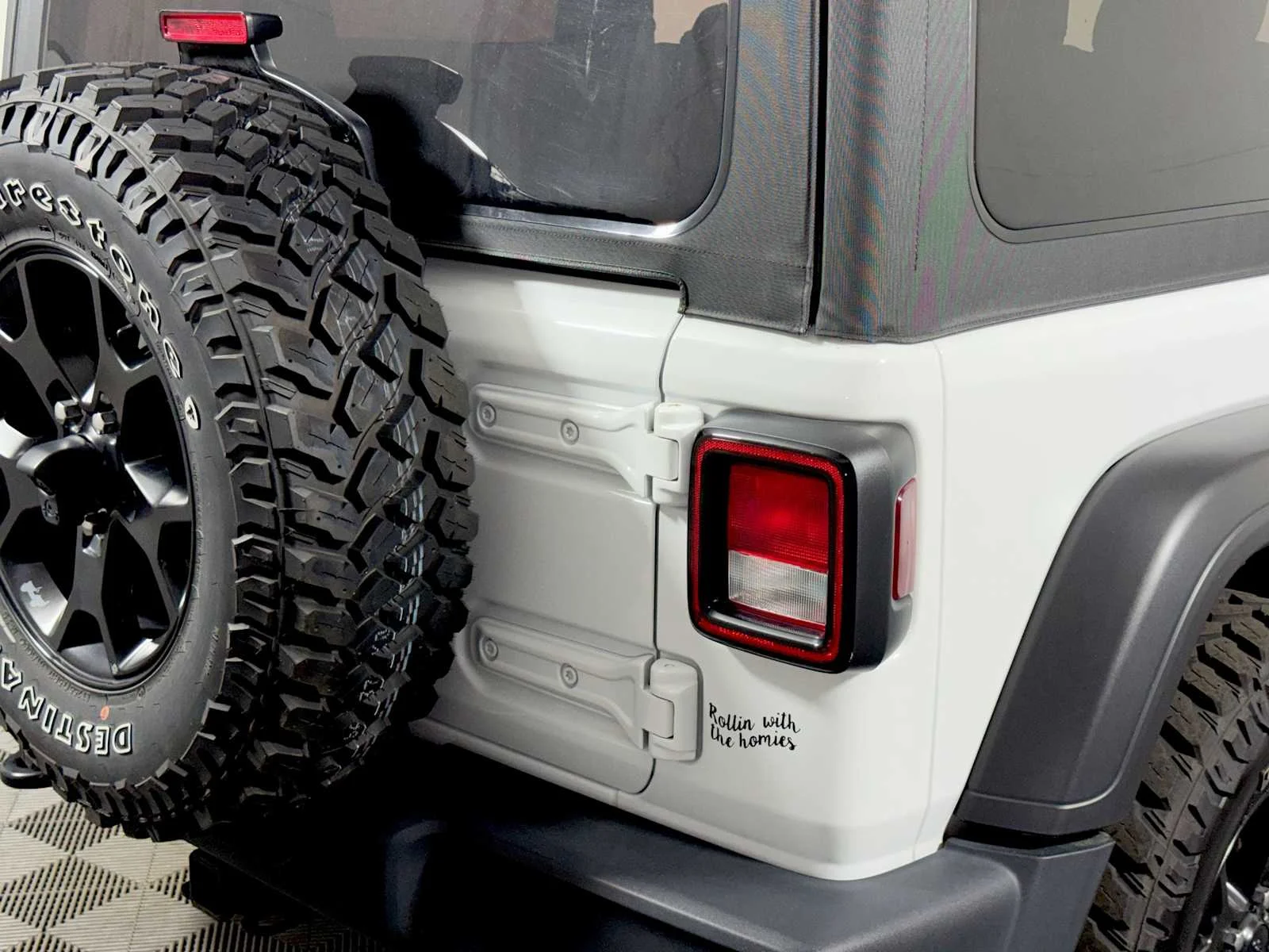 Used 2021 Bright White Clearcoat Jeep Willys image 27