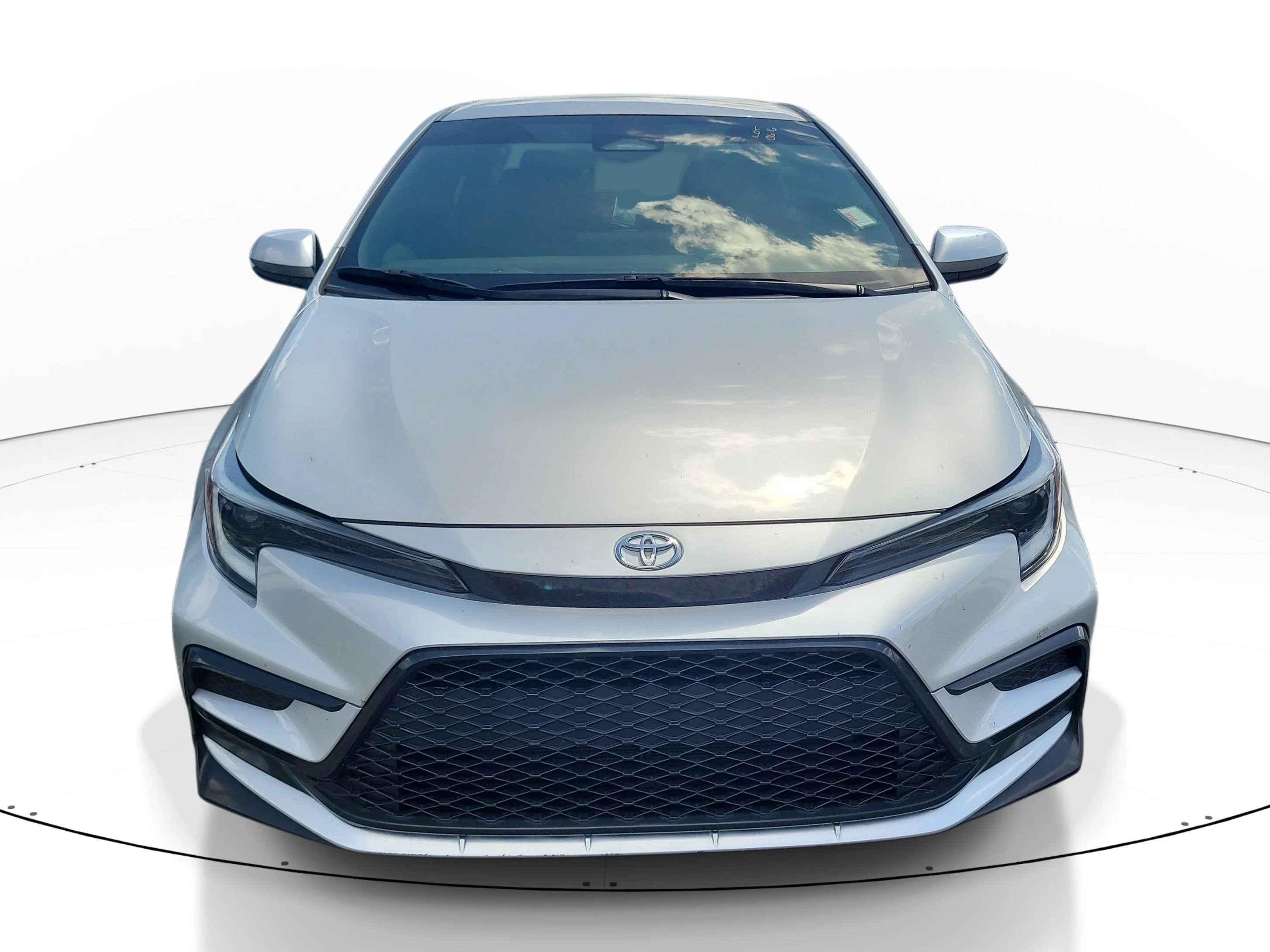 Used 2024 Classic Silver Metallic Toyota SE image 2