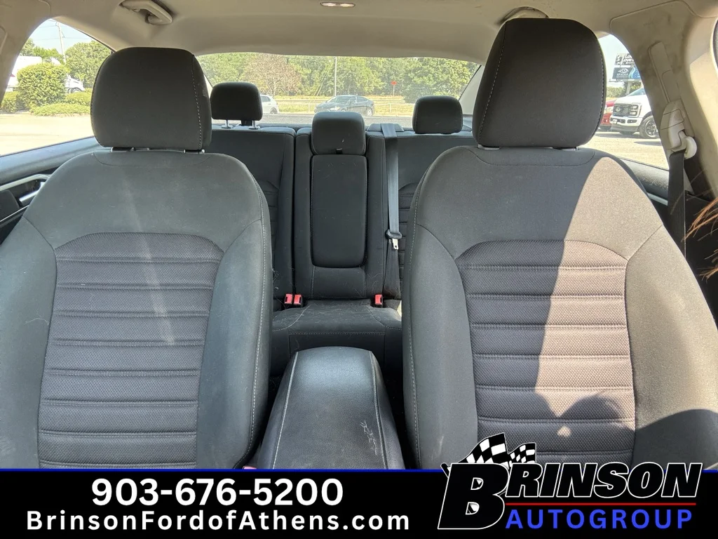 Used 2018 Ingot Silver Metallic Ford SE image 13