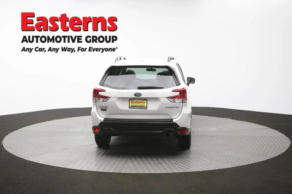Used 2022 White Subaru Premium image 43
