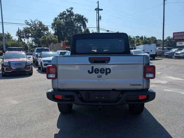 Used 2020 Silver Jeep Sport image 5