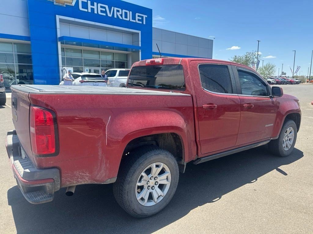 Used 2016 Red Rock Metallic Chevrolet 2WD LT image 5