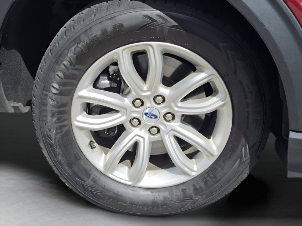 Used 2023 Dark Toreador Red Metallic Ford Base image 18