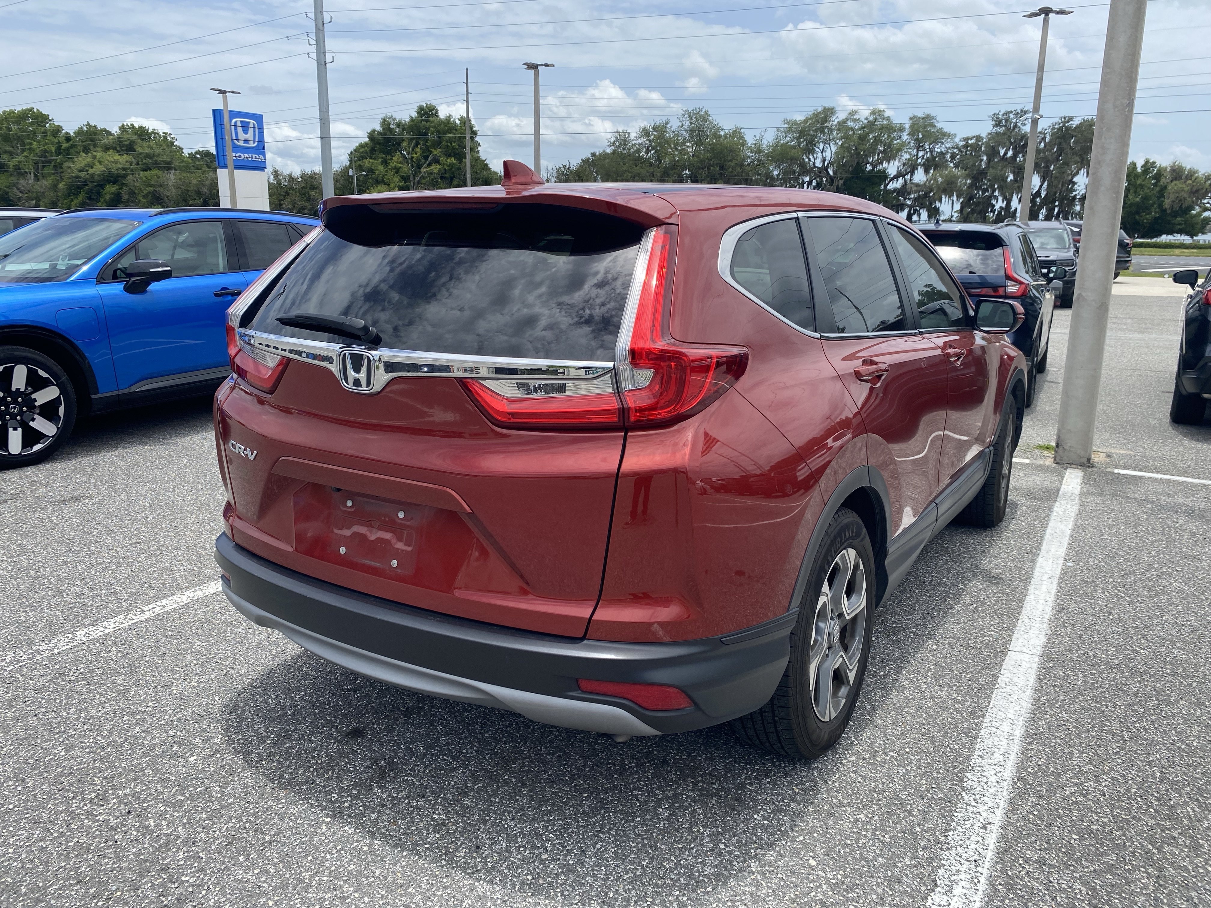 Used 2019 Molten Lava Pearl Honda EX-L image 6