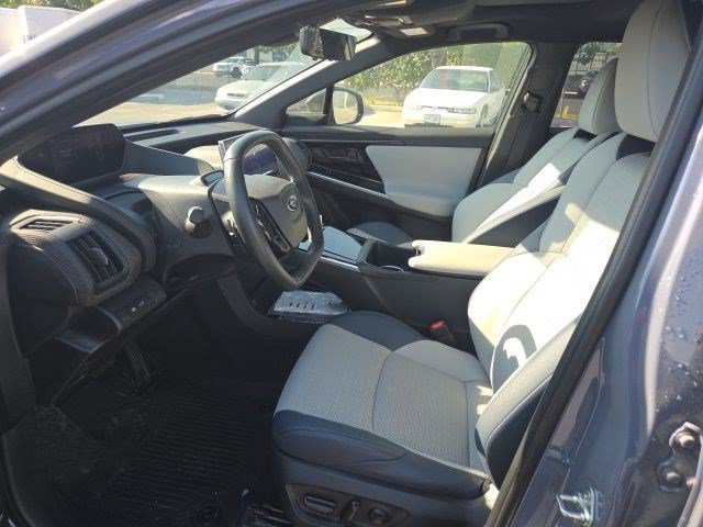 Used 2024 Harbor Mist Gray Pearl 2-Tone Subaru Touring image 11