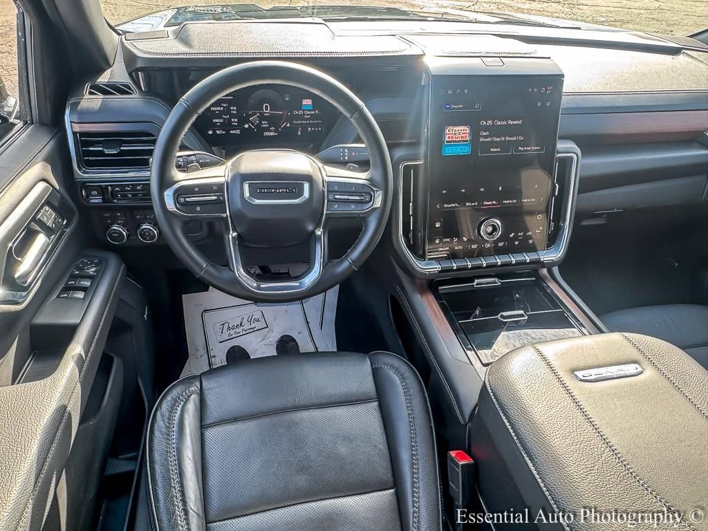 2025 GMC YUKON - Image 12