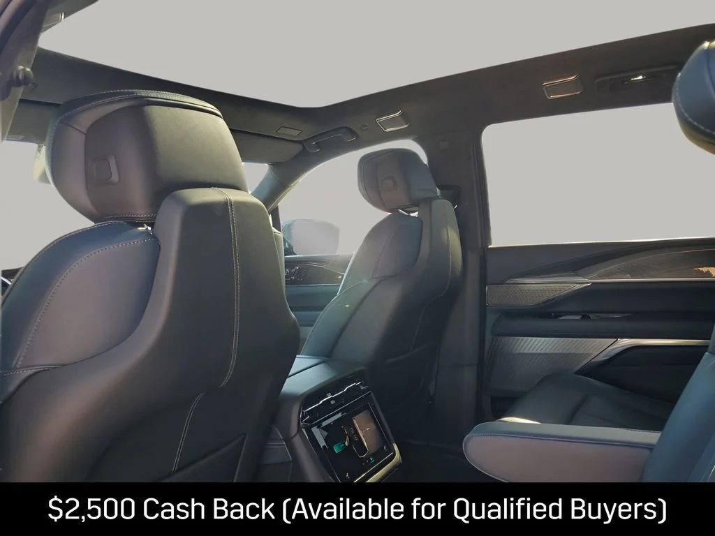 2025 Cadillac Escalade IQ Sport 2 - Photo 18
