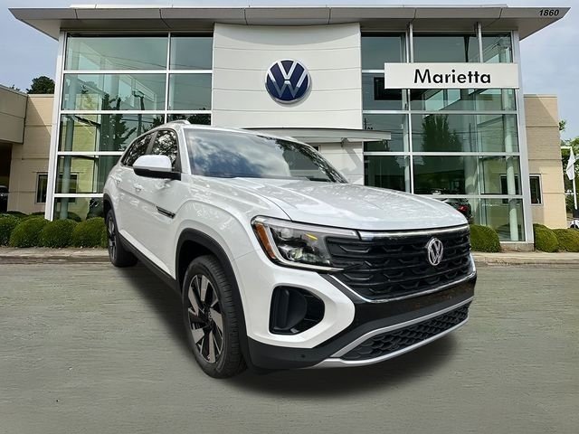 New 2026 Opal White Pearl Volkswagen 2.0T SE w/Technology image 1