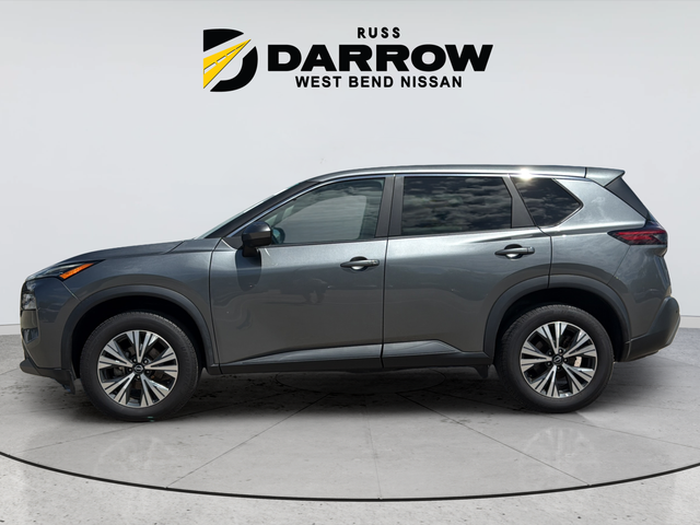 Used 2023 Gray Nissan SV image 2