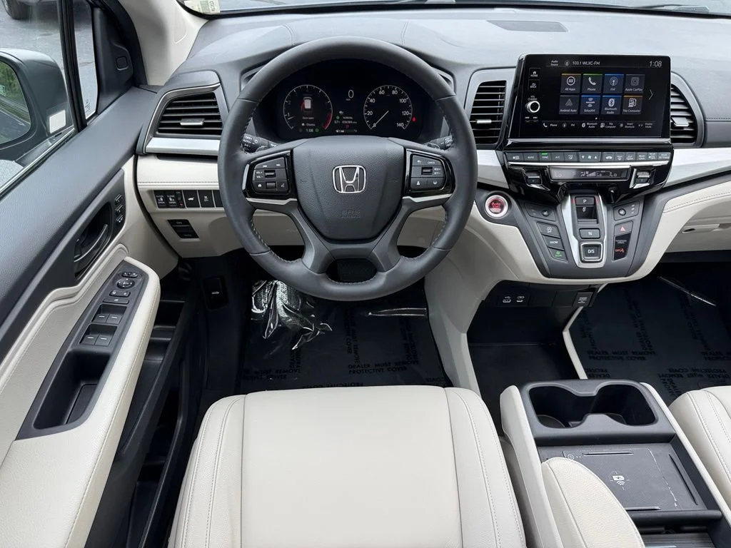 Used 2025  Honda EX-L image 33