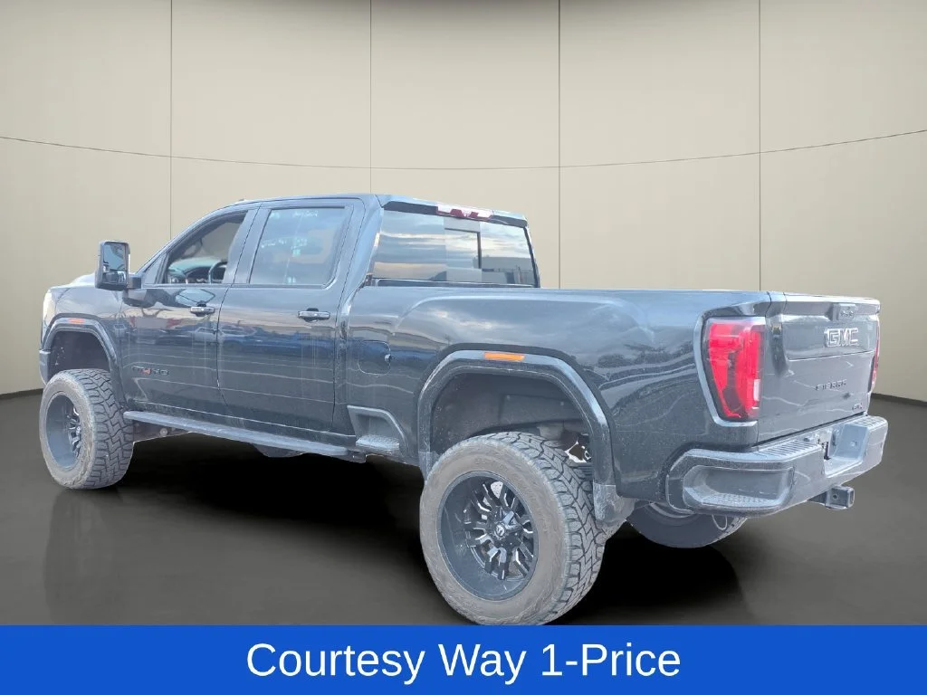Used 2022 ONYX BLACK GMC AT4 image 6