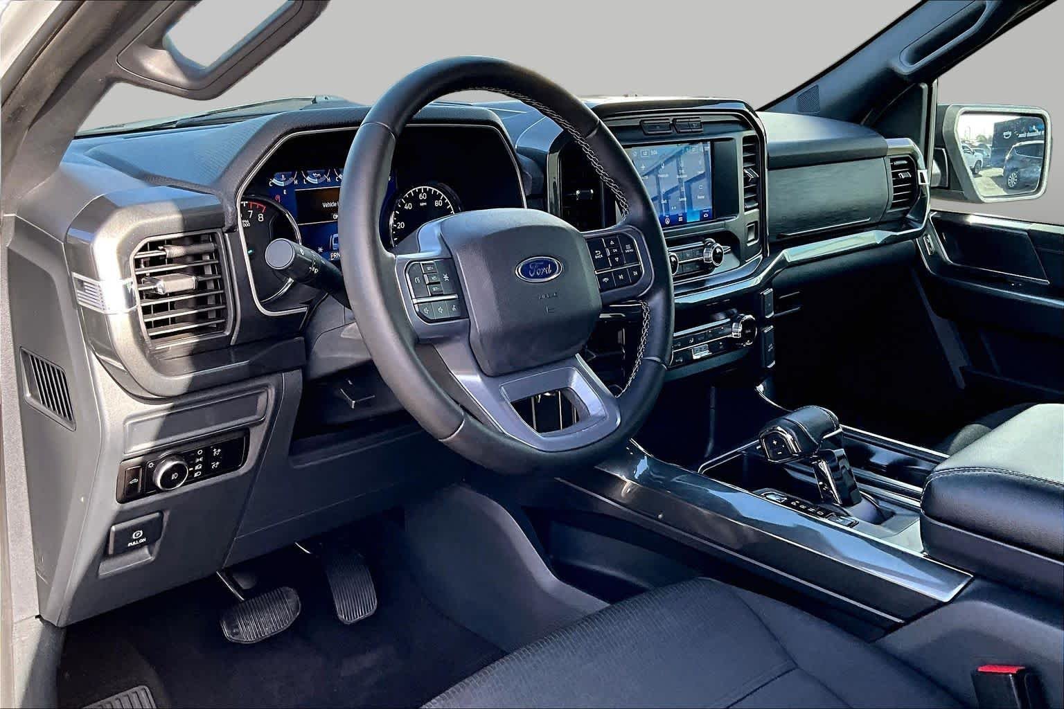 Certified Used 2023 Avalanche Gray Ford XLT image 18