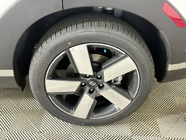 New 2027 White Hyundai Limited image 21