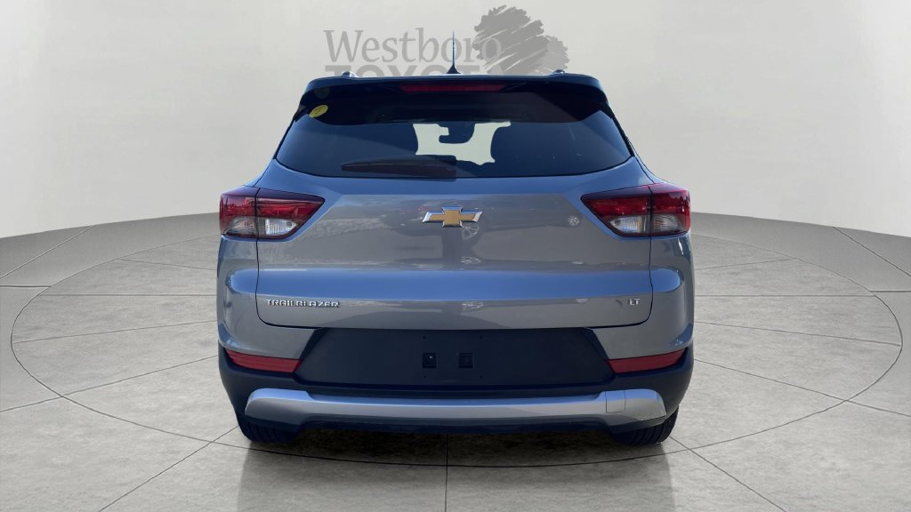 Used 2024 Gray Chevrolet LT image 6