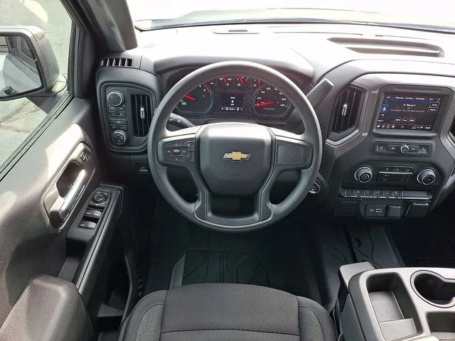 Used 2024 Gray Chevrolet Custom image 11