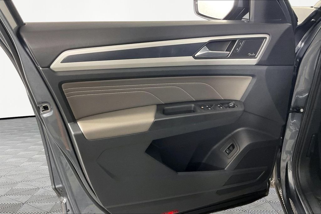 2023 Volkswagen Atlas SEL Premium R-Line - Photo 18