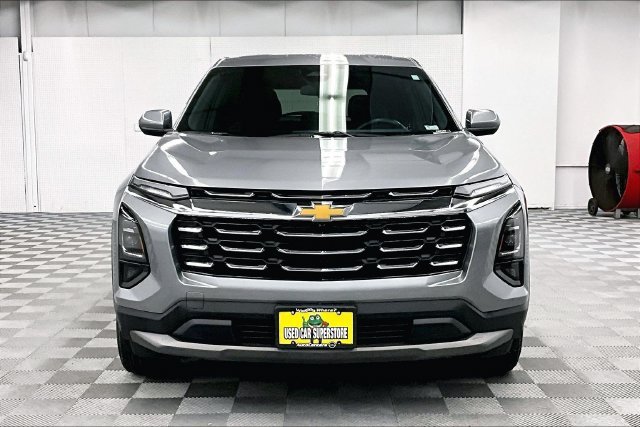 Used 2025 Sterling Gray Metallic Chevrolet LT image 4