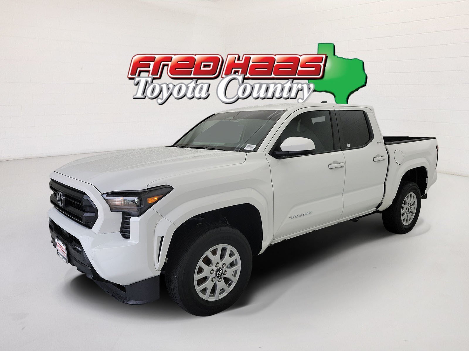 Used 2025 Ice Toyota SR5 image 1