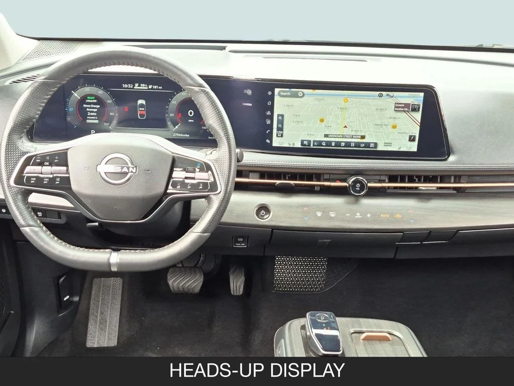 Used 2023 Gray Nissan ENGAGE image 13