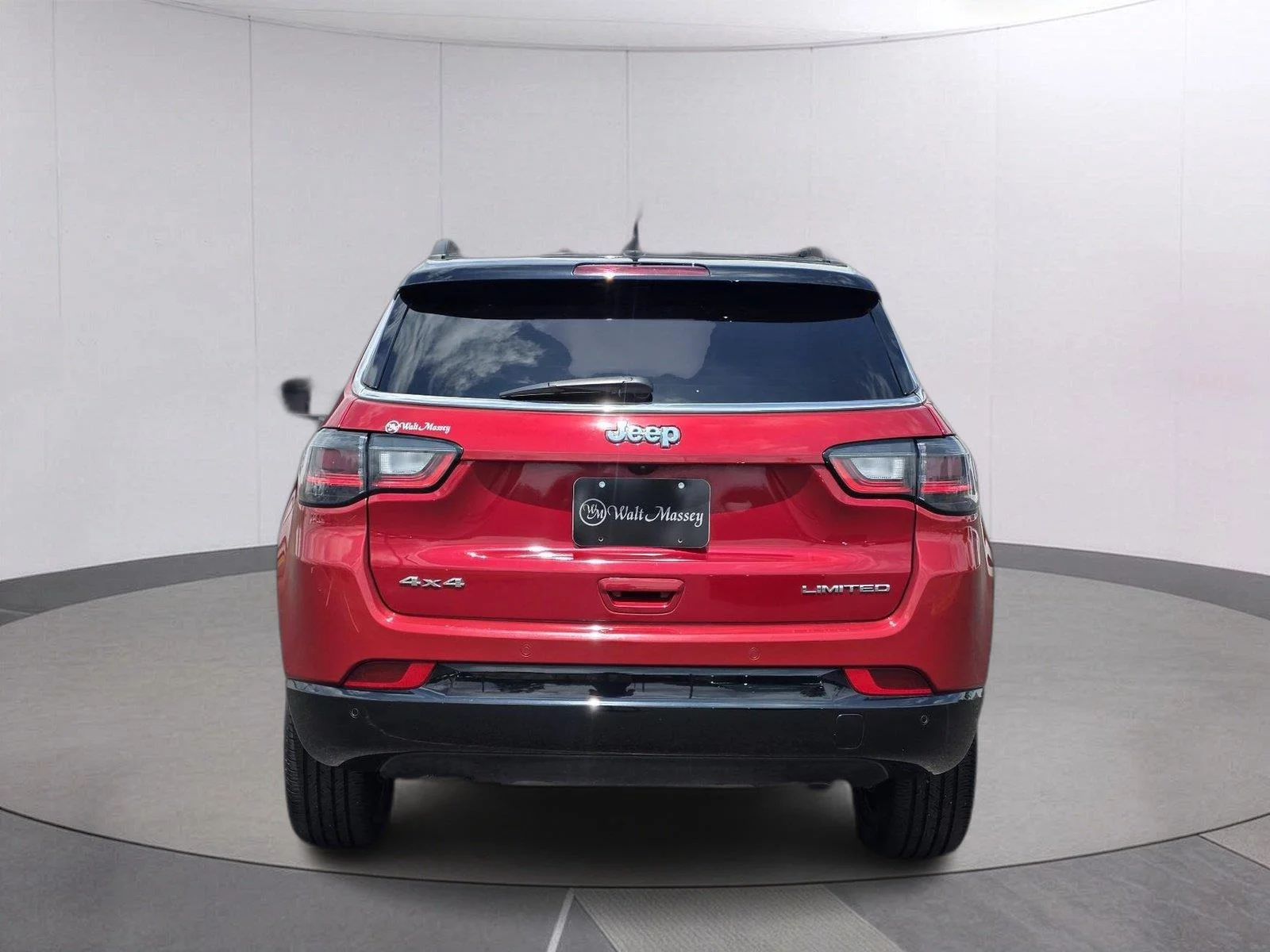 Used 2025 Velvet Red Pearlcoat Jeep Altitude X image 6