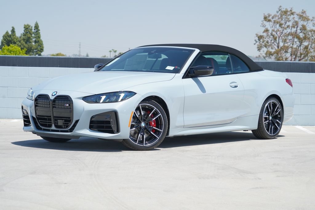 New 2026 Brooklyn Grey Metallic BMW M440i image 2